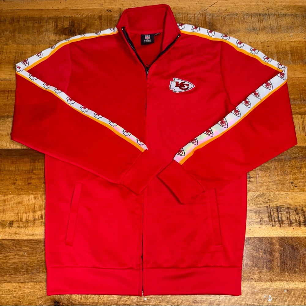 Kansas City Chiefs NFL Team Apparel Zip-up Jacket Size Medium